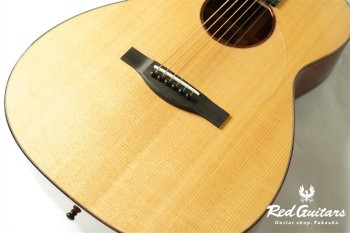 Model OM. Sitka Spruce/African Mahogany